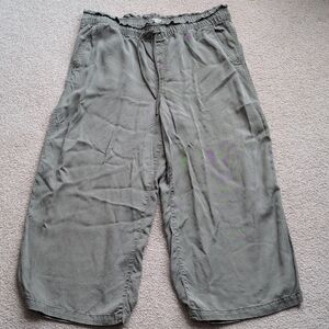 LOFT Green Wide-Leg Pants